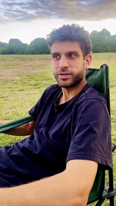 Je suis heureux ：)