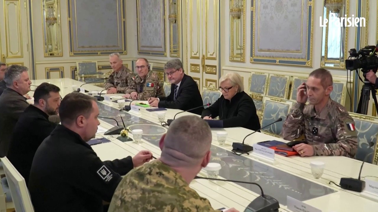 La ministre française des Armées Catherine Vautrin rencontre Volodymyr Zelensky à Kiev
