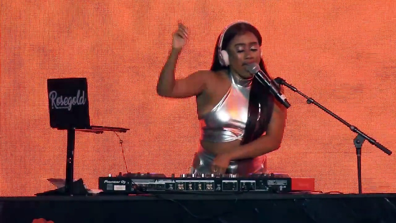 WATCH: Coca Cola Main Stage Moment