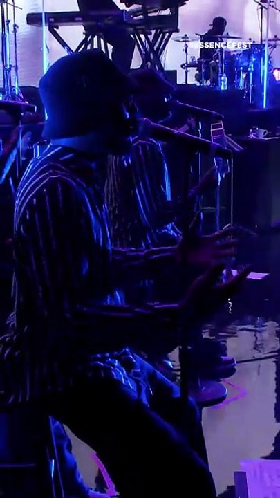 WATCH: Jill Scott He Loves Me Adlibs