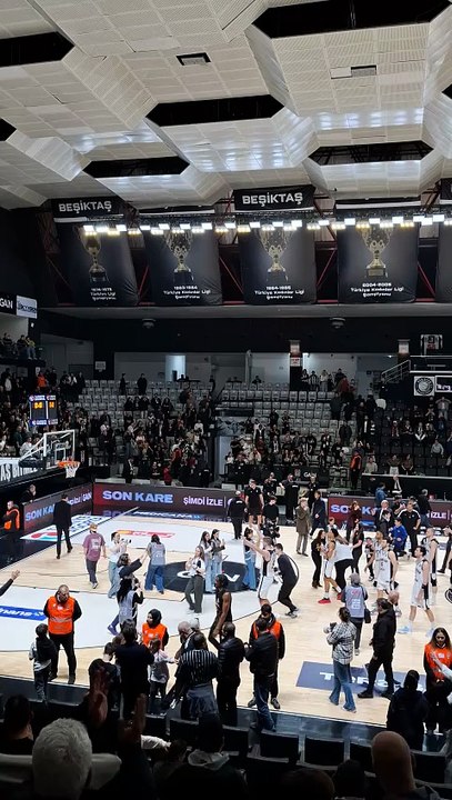 Maç Sonu Üçlüsü Conor Morgan'dan - Beşiktaş 88-68 Esenler Erokspor - Türkiye Sigorta Basketbol Süper Ligi 19. Hafta