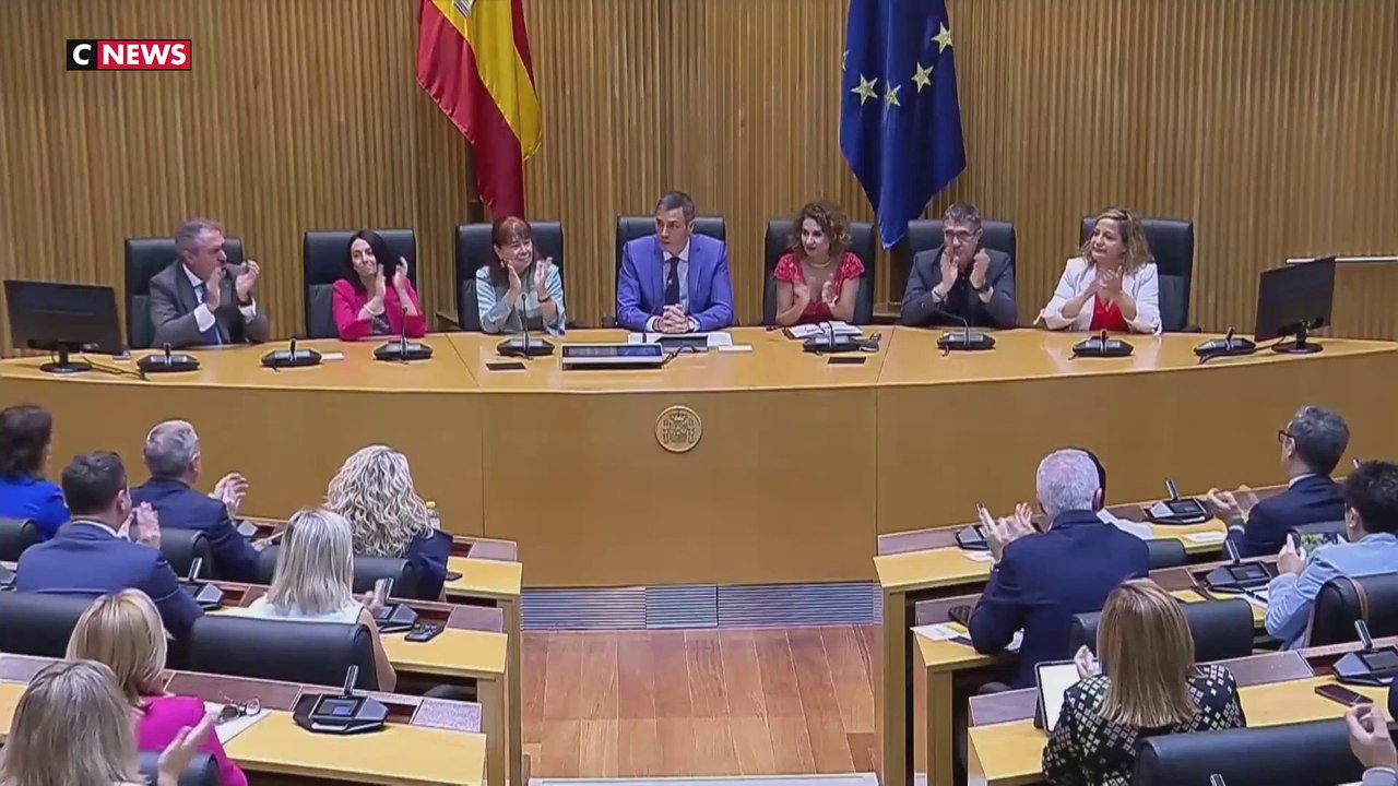 Immigration : l'Espagne annonce la régularisation de 500.000 migrants illégaux