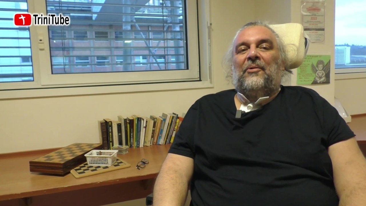 Don Riccardo Robella parla su Youtube a fedeli e tifosi. Il saluto del cappellano del Torino dopo il grave incidente di novembre