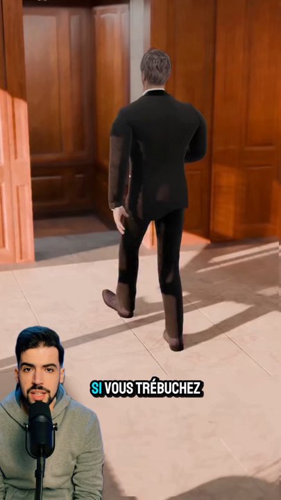 dans un ascenseur ancien