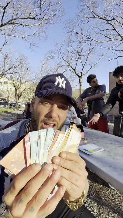 Cómo Ganar Dinero - Versión GITANO 💶🤑 #gitanos #dinero #negocios #humor #humornegro