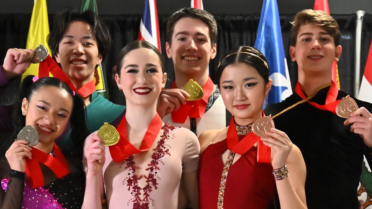 2026 Skate Canada Trophy - Novice Dance Victory Ceremony