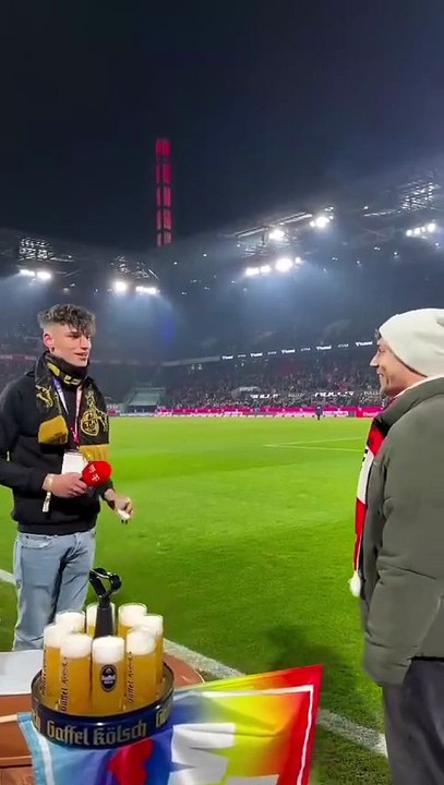 Homophobie : Un jeune arbitre de foot qui a fait, ce week-end, sa demande en mariage avant un match, agressé quelques heures après chez lui et placé sous protection policière