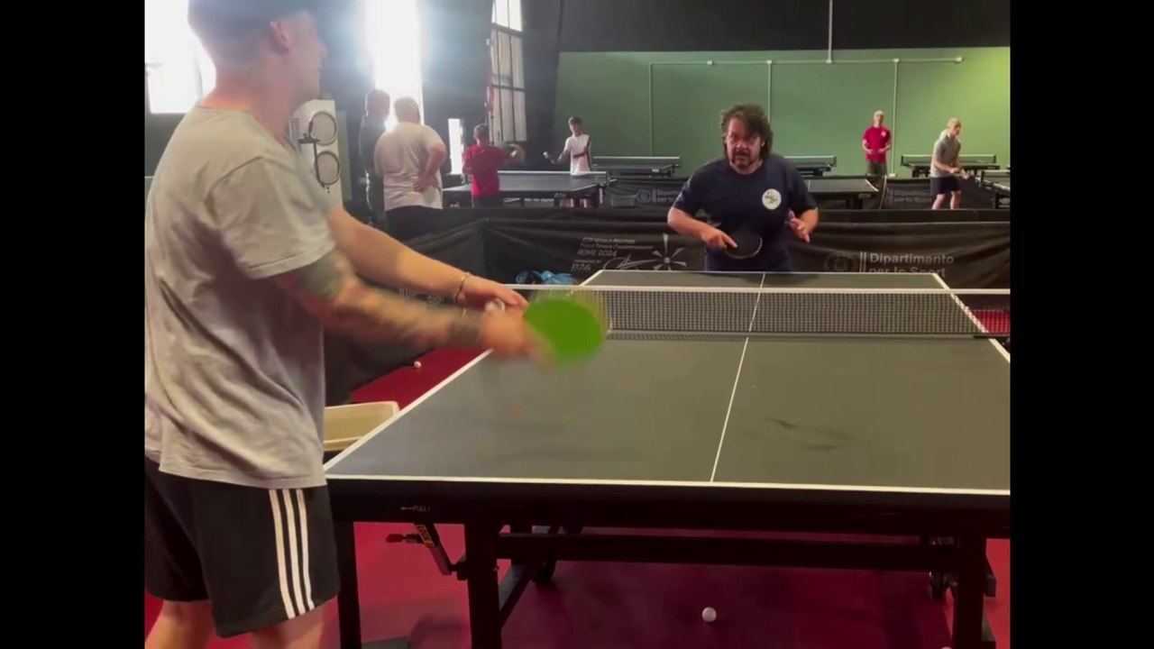Lillo al tavolo da ping pong: «L'ho sempre amato, al circolo incontro amici nuovi»