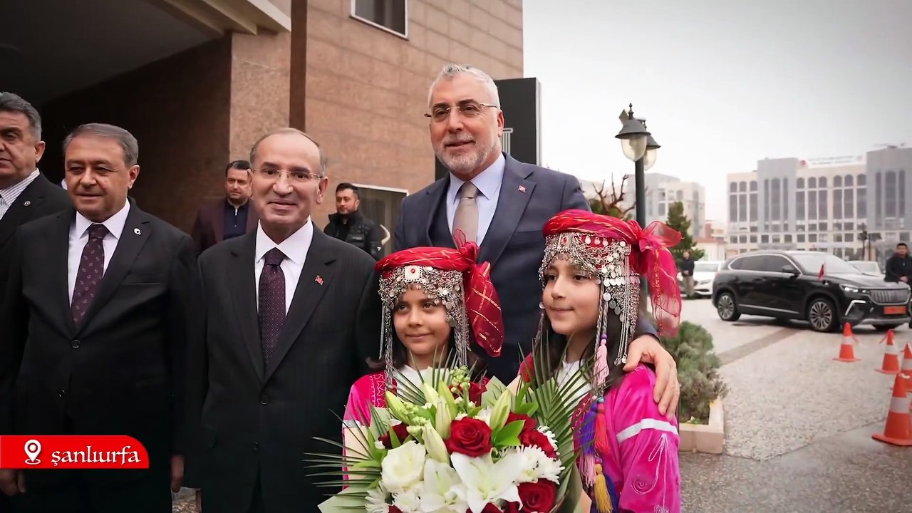 Bakan Vedat Işıkhan'dan Şanlıurfalılara Övgü Dolu Sözler