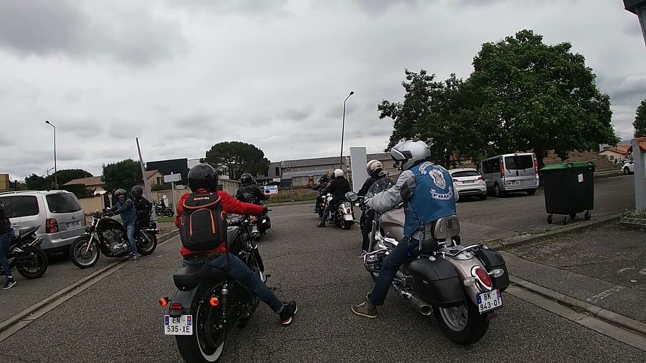 2019 – Johnny Hallyday – Bikers à Toulouse : inauguration de l’esplanade Johnny Hallyday (15 juin)
