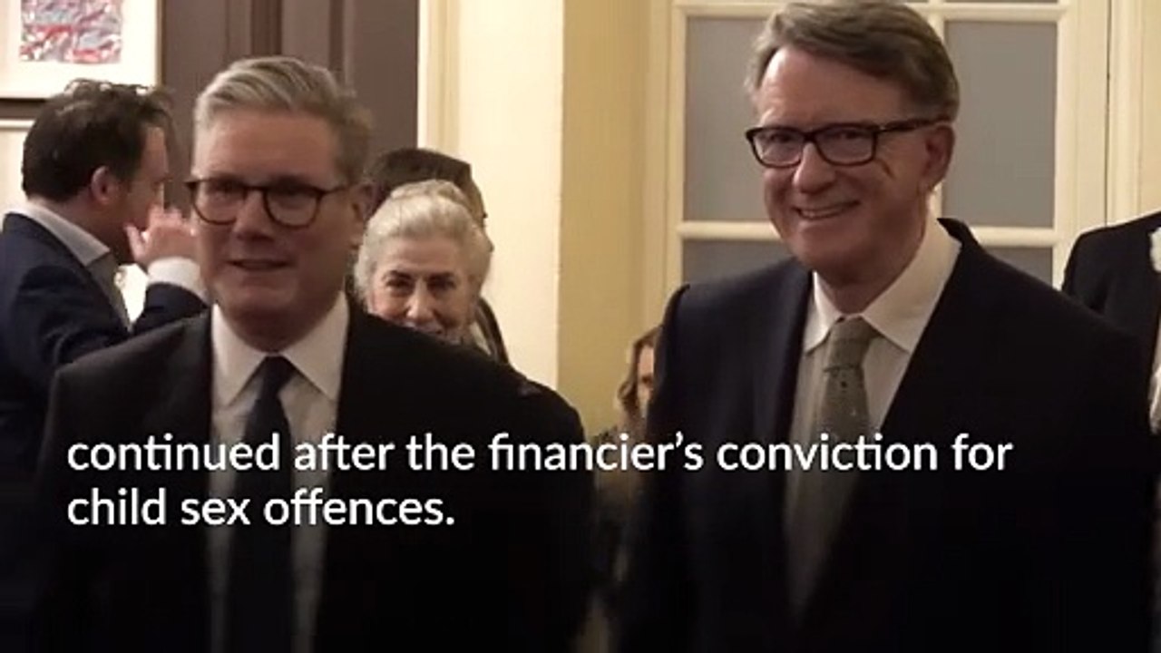 Keir Starmer to face mutinous MPs after top aide’s exit over Mandelson scandal