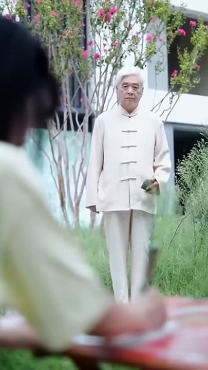 Iced CEO Hates All Touch, But Kisses Cuddly Flyer Girl On The Street. One Kiss Started Everything