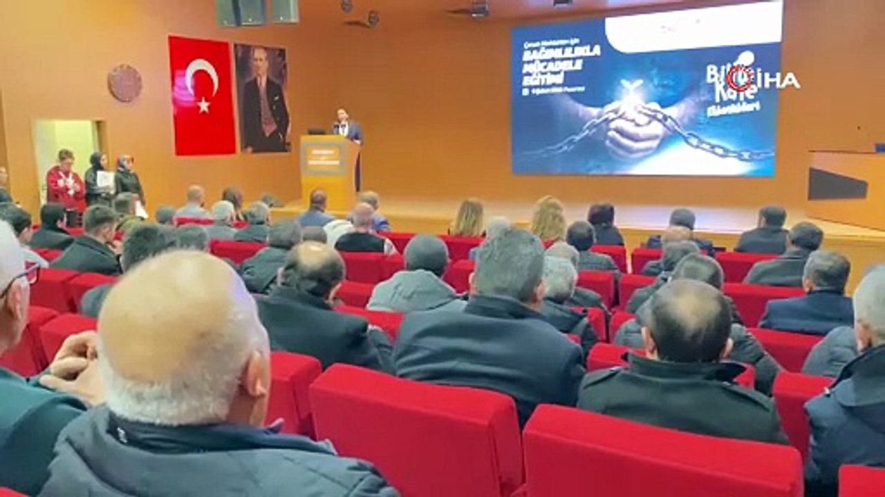 Çorum’da muhtarlara bağımlılıkla mücadele eğitimi