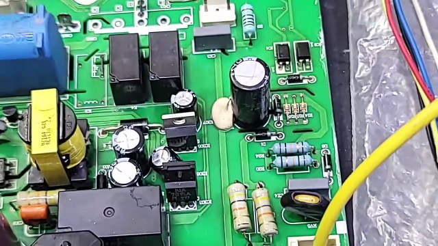 Haier Dc inverter ac E7 error code outdoor pcb Dc inverter ac pcb training institute BabarElectronic