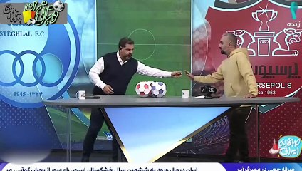 کنایه مجری به دربی کسل کننده و چمن بازی