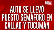 Accidente en el centro porteño: manejaba borracho y se llevó puesto un semáforo