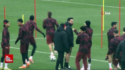 Galatasaray Kemerburgaz Metin Oktay Tesisleri’nde antrenmanını yaptı