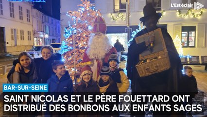 Saint Nicolas et le Père Fouettard ont distribué des bonbons aux enfants sages de Bar-sur-Seine