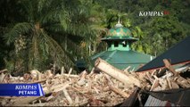 14 Hari Usai Banjir Bandang di Aceh Tamiang: Masjid Kokoh Bertahan Meski Terkepung Gunungan Kayu