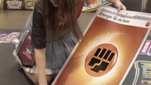 Un tournoi de cartes Pokemon GIGANTESQUES?? *invitation