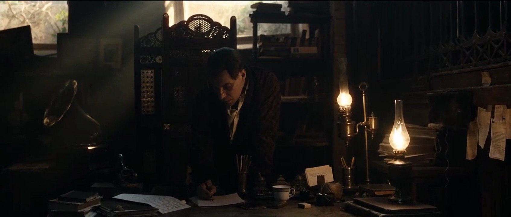 Der Meister und Margarita Trailer DF