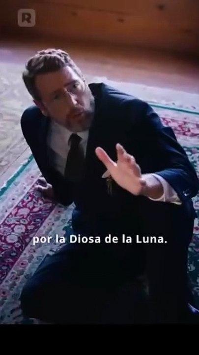 [Doblado en Español] La Reina Lobo Alfa Regresa #Reelshort #shortfilms #shortfilm - loambition