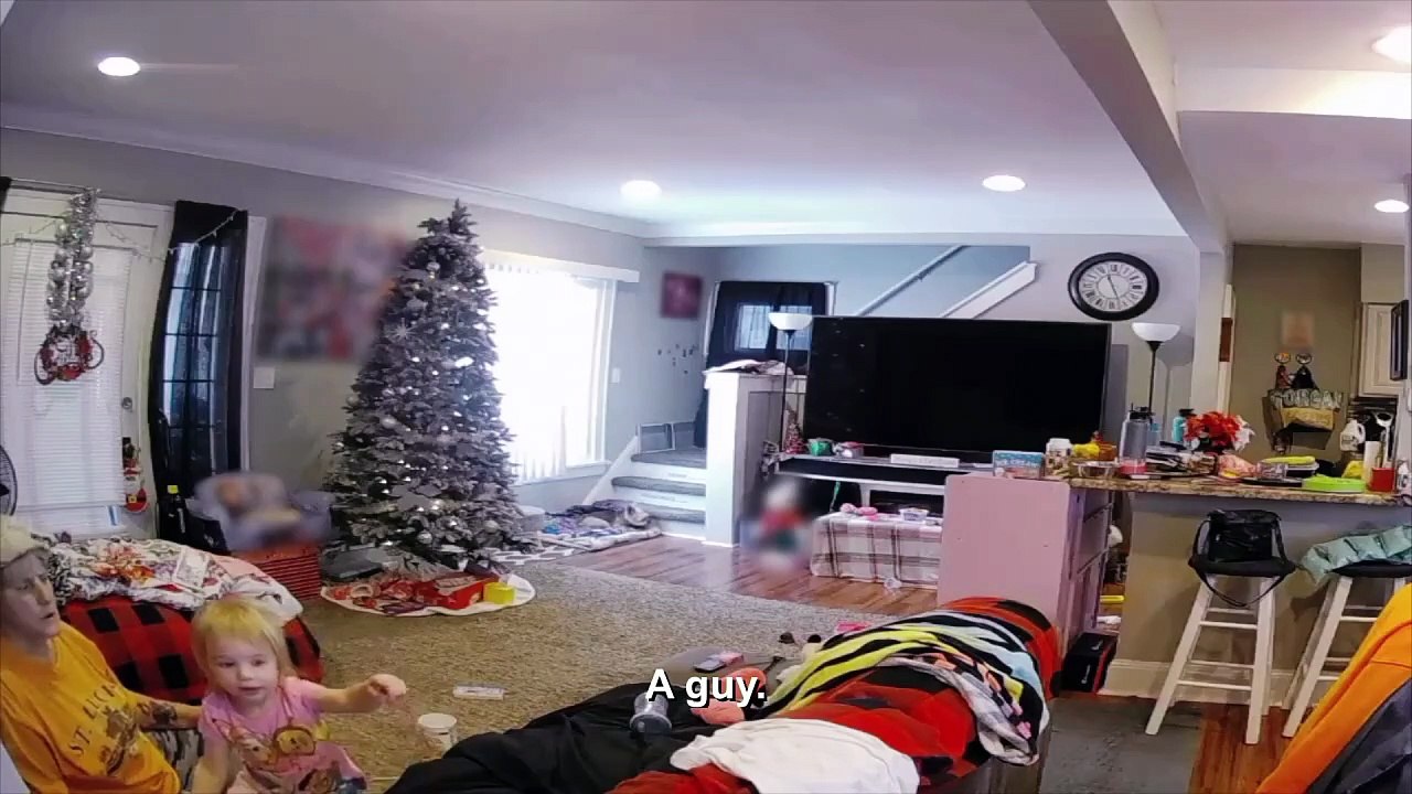 S10 E08 - Paranormal Caught on Camera