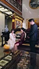 Tak Sengaja Mencium CEO Dan Jadi Pembantunya | Accidentally Kissing CEO And Became His Maid | Drama Pendek China | SUB INDO