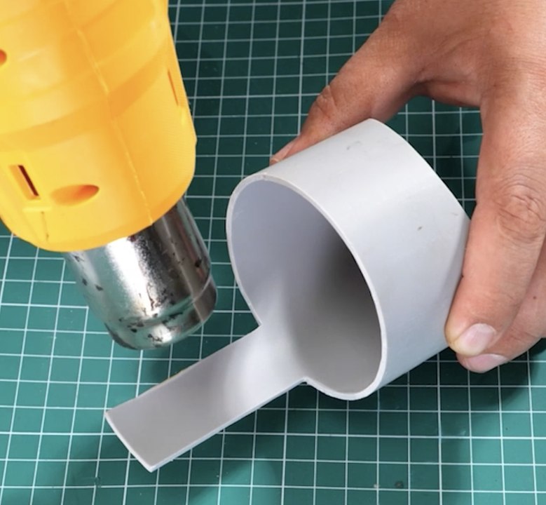 A holder from a pipe 😎