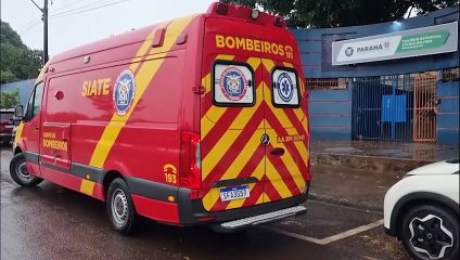 Adolescente é socorrida pelo Siate em colégio no Brasmadeira