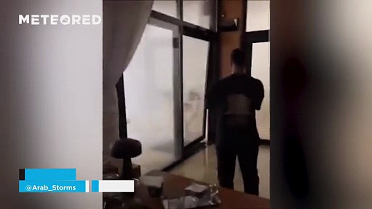 A powerful storm  is causing severe damage in Rabigh, Saudi Arabia