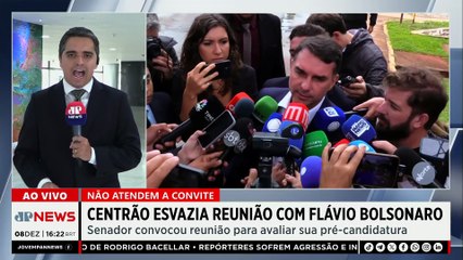 LÍDERES DO CENTRÃO NÃO ATENDEM CONVITE E ESVAZIAM REUNIÃO COM FLÁVIO BOLSONARO | 3 EM 1 - 08/12/25