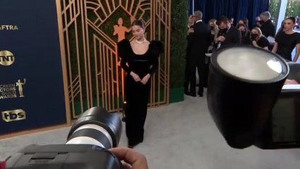 Selena Gomez Jokes About Not Being Able To ‘Keep Her Heels On’ After Falling At SAG Awards