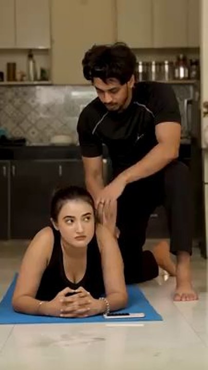 bhabhi ka youga instructor
