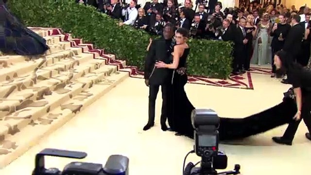 Kourtney Kardashian Dissed For Promoting 'Vote Kanye' Shirt