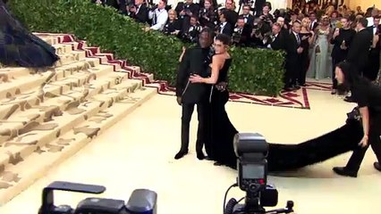 Kourtney Kardashian Dissed For Promoting 'Vote Kanye' Shirt