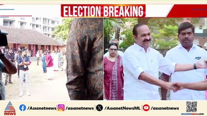 വിധിയെഴുത്ത് തുടങ്ങി; വോട്ട് ചെയ്യാനെത്തി പ്രതിപക്ഷ നേതാവും കുടുംബവും