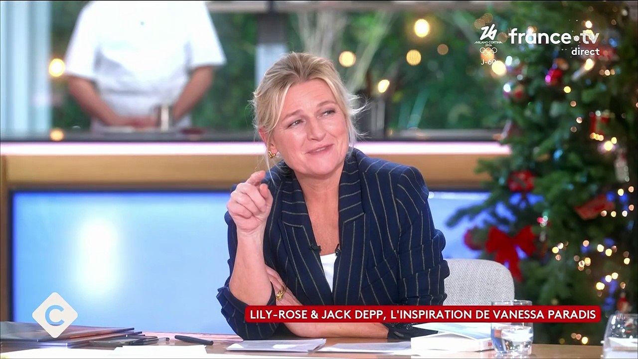 Vanessa Paradis s'est confiée sur la contribution de ses enfants Lily-Rose et Jack Depp a son nouvel album dans l'émission C à vous sur France 5.Crédit : C à vous/France 5