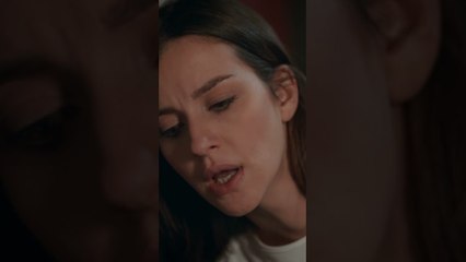 الولد عم يهدس بأبوه المفقود -  البحر الأسود - #shorts    -   @atvarabic ​