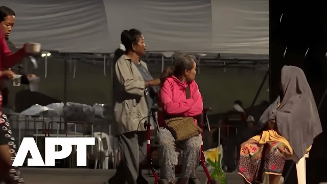 Thai Residents Evacuate to Shelters as Border Fighting With Cambodia Flares Up Again | APT