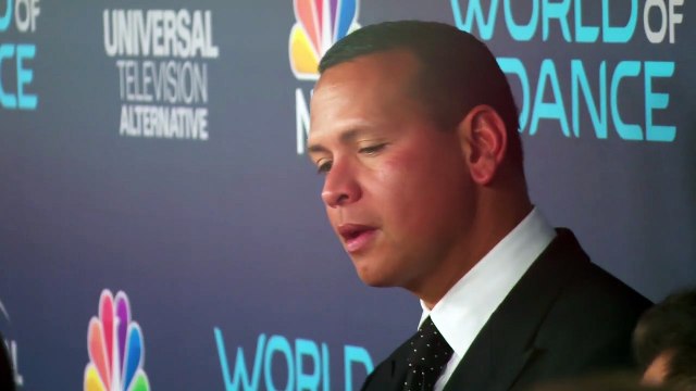 Alex Rodriguez Awkwardly Laughs Afterhe’s Trolled Over J.lo’s Engagement
