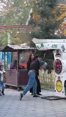 Grandpa surprises everyone with boxing skills 🥊😂