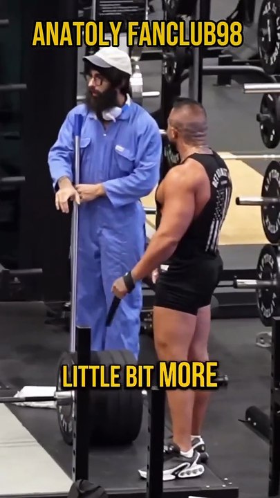 I wanna do warmup 😁#anatoly #fitness #gym