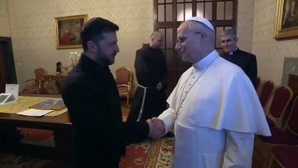 El papa León XIV se reúne con Zelenski e insiste en diálogo por una paz duradera en Ucrania