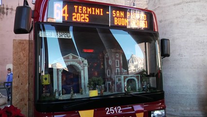 La exposición internacional "100 presepi in Vaticano" muestra belenes del mundo