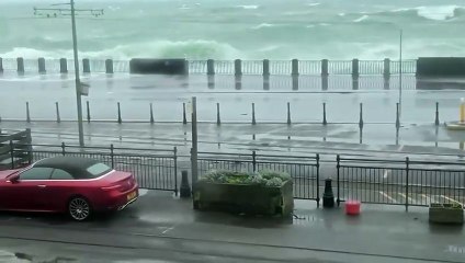 Watch as waves crash over the northern end of Douglas Promenade as Storm Bram picks up