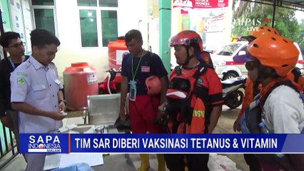 Tim SAR Banjir Bandang Agam Diberikan Vaksin Tetanus dan Vitamin oleh Basarnas | SAPA MALAM