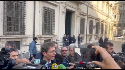 Flash mob +Europa: Ue reagisca a Trump, governo Meloni ambiguo