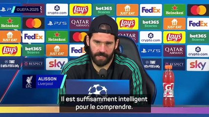 Alisson : "J'aurai une conversation avec Mo Salah"