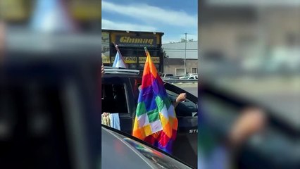Manifestantes copan las calles de Mendoza en contra de la megaminería